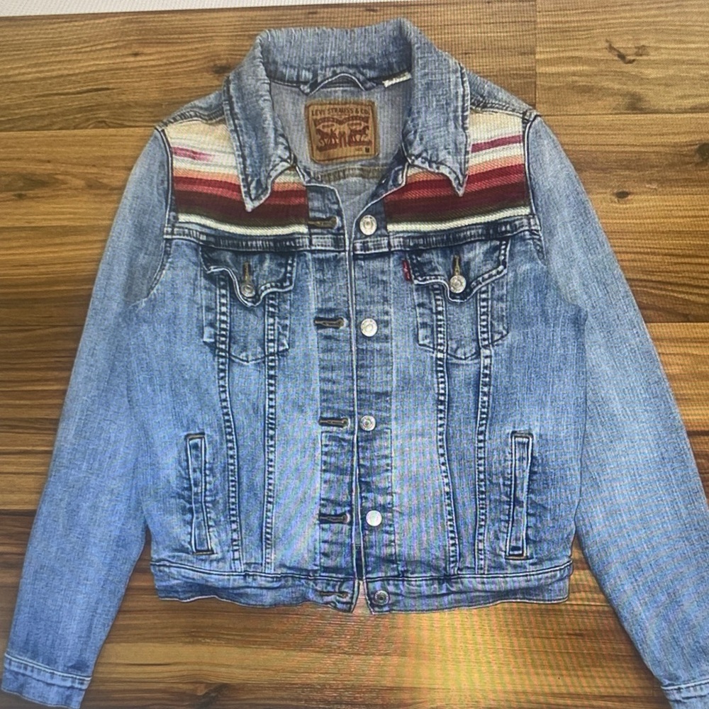 Levi's Light Blue Denim Jacket with Striped Multicolor Yoke